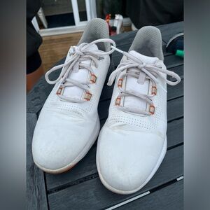 Footjoy size 10 men’s golf shoes